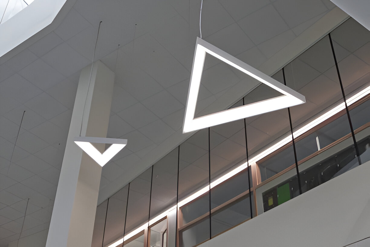 Intricate gypsum ceiling design